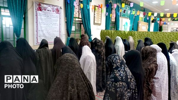 نماز جماعت به همراه افطاری در مسجد چهارده معصوم الغدیر 