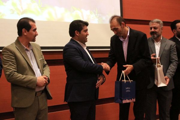 اختتامیه طرح‌ها و برنامه‌های آموزشی مقطع ابتدایی در بهارستان‌دو