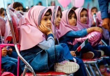 مدارس لارستان با شور و نشاط بازگشایی شدند