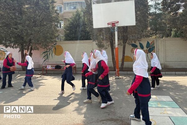 جشن ورزش و شادی در مدرسه صابران یک