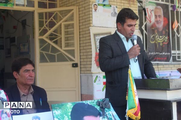 «زنگ مهر» در مدارس چاروسا به صدا درآمد