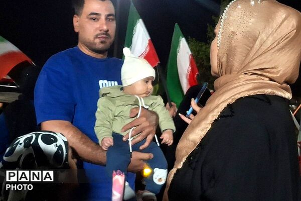 اجتماع بزرگ مردم اندیشه در گلزار شهدای فاز چهار