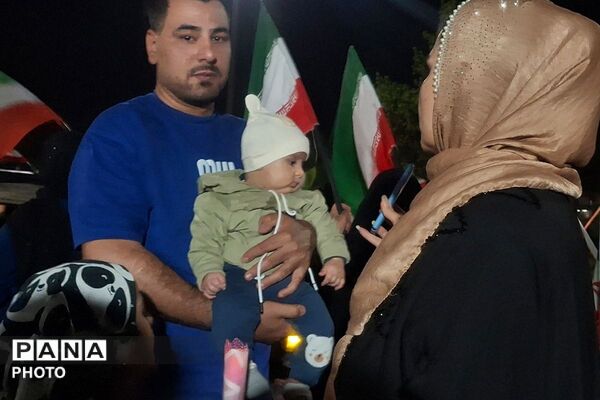 اجتماع بزرگ مردم اندیشه در گلزار شهدای فاز چهار
