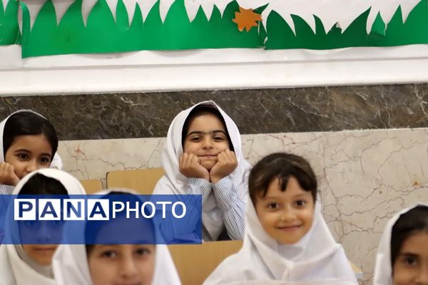 حضور سرپرست دانشگاه فرهنگیان استان گلستان و هیأت همراه در دبستان کوی انجیراب