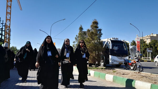 همایش پیاده‌روی بانوان ورزشکار کشوری در قم
