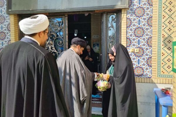 اعتکاف دانش‌آموزی در گناوه