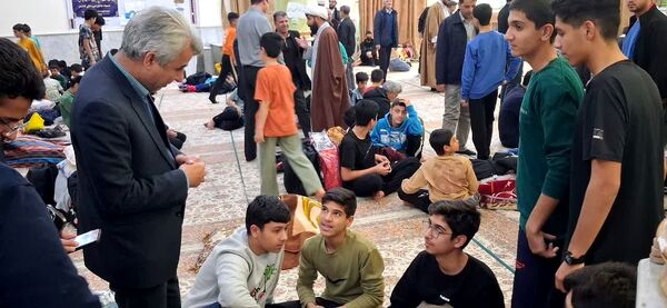 حضور مدیر آموزش و پرورش کاشمر در جمع معتکفین مسجد جامع کاشمر