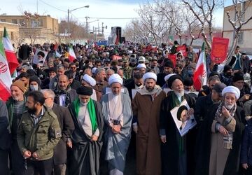 حضور مردم منطقه رضویه در راهپیمایی 22بهمن