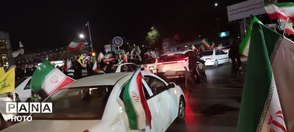 تجمعات مردمی و رژهٔ ماشینی در میدان شریعتی مشهد