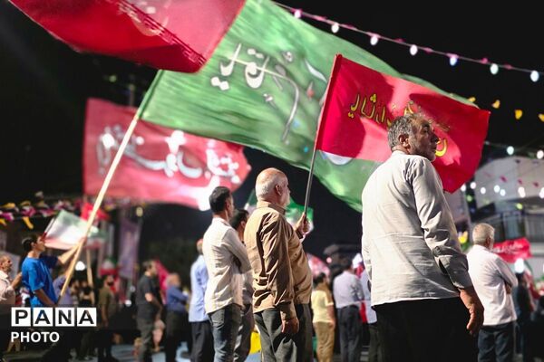 جشن آغاز امامت در شب‌های چراغانی