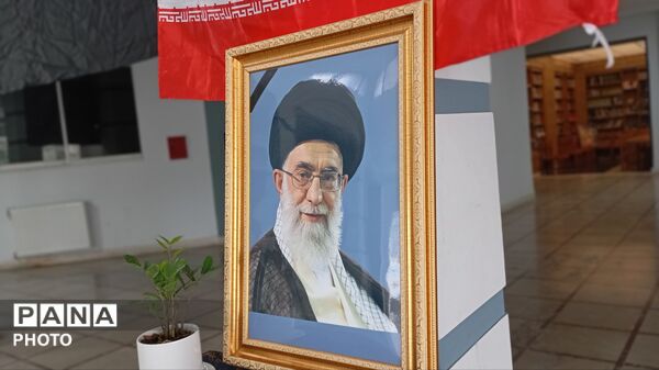 قلب فرهنگیان در ماتم امام قائد شهید
