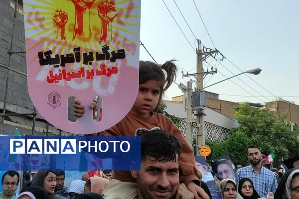 مردم شیراز باری دیگر به صحنه آمدند  و وعده صادق ۳ و عید غدیرخم را جشن گرفتند