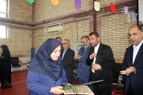 زنگ سپاس معلم در دبستان معینی بوشهر