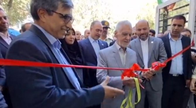 آئین افتتاح و بهره برداری سه پروژه عمرانی و سه پروژه آموزشی شهرستان مبارکه