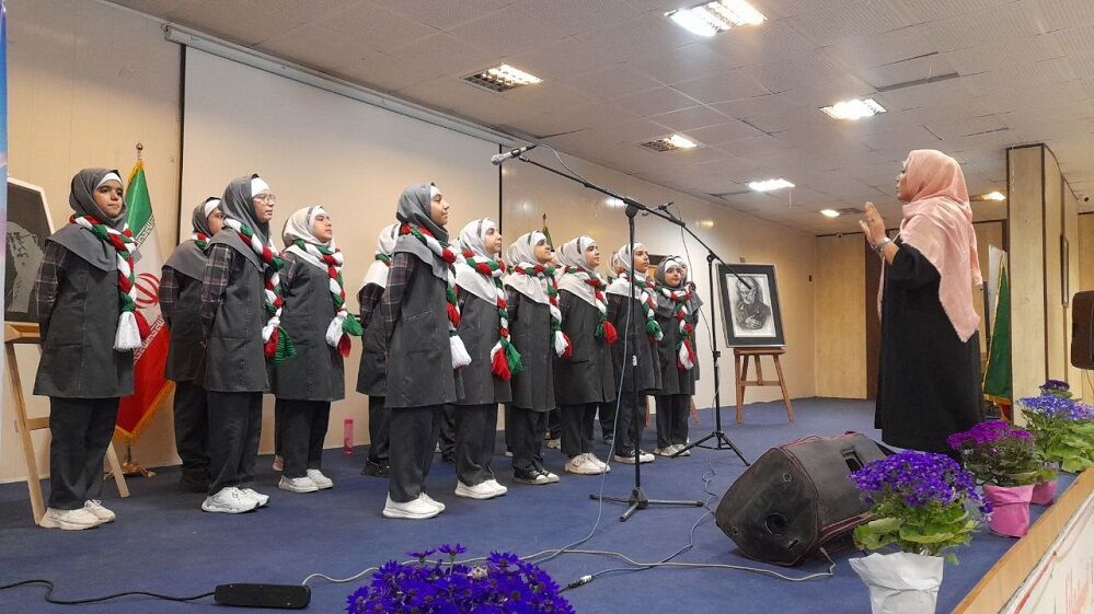 برگزاری چهل‌وسومین جشنواره فرهنگی و هنری فردا در البرز