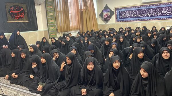 پیکر شهید گمنام در مدارس دخترانه گرگان مورد استقبال قرار گرفت