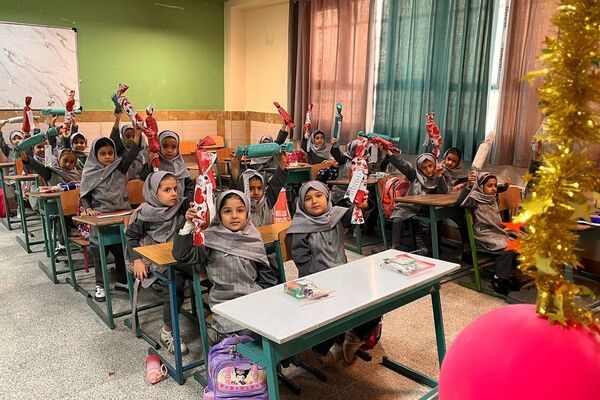جشن شکوفه‌ها در مدارس بهارستان‌دو؛ آغاز سفری تازه برای کلاس اولی‌ها