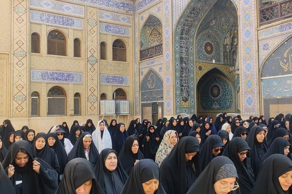 مراسم تشییع پیکر شهید جانباز حاج احمد شیخ حسینی در حرم سید علاءالدین حسین(ع)