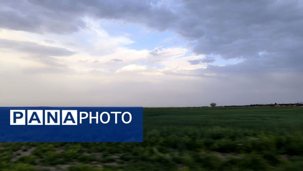 حال و هوای امامزاده سکینه خاتون(س) قم در روز طبیعت