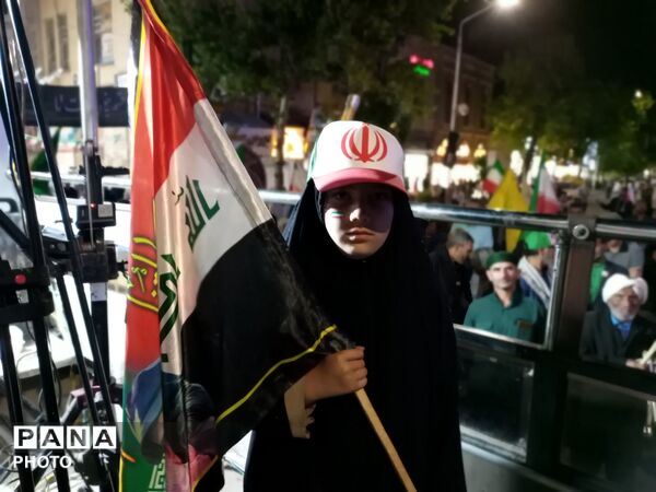مردم در کنار هم، شب های همیشگی را رقم می زنند