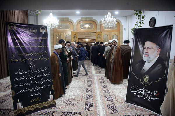 مراسم بزرگداشت والده «سید حسن نصرالله» در قم