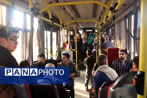 اعزام قشرهای مختلف مردم قم به مراسم سالگرد ارتحال امام(ره)