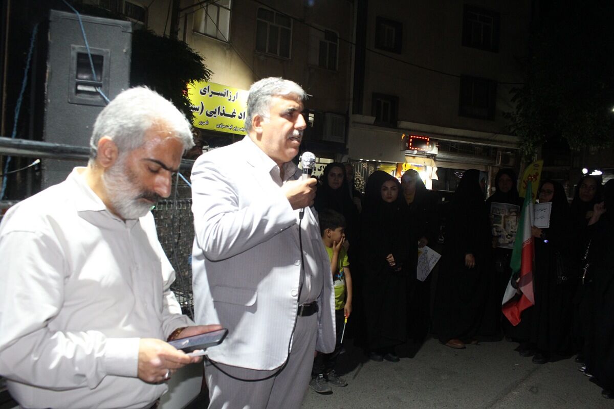 گردهمایی معلمان چهاردانگه در موکب فرهنگیان تجمعات شبانه