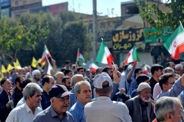 حضور پرشور مردم قرچک در راهپیمایی بشارت نصر