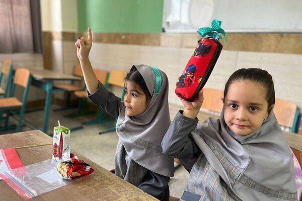 جشن شکوفه‌ها در مدارس بهارستان‌دو؛ آغاز سفری تازه برای کلاس اولی‌ها