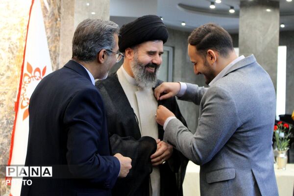 مراسم بزرگداشت مقام معلم در پردیس