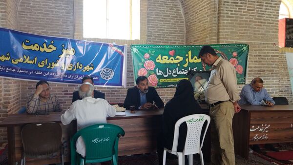 میز خدمت ادارات نیشابور در نماز جمعه 