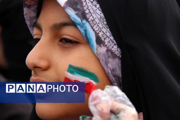 مردم غیرتمند یزد بار دیگر صحنه‌ای از همبستگی ملی را رقم زدند