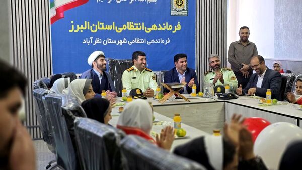 تبریک پیشتازان کوچک به مدافعان بزرگ امنیت در هفته نیروی انتظامی