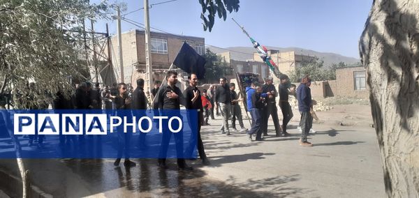 روستای سربالا در سوگ امام حسین(ع)؛ حضور پرشور جوانان در مراسم عزاداری حماسه‌ساز شد