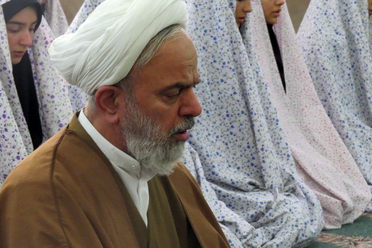 سرمایه‌گذاری در آموزش و تربیت نسل امروز، آینده‌ای روشن برای کشور رقم می‌زند