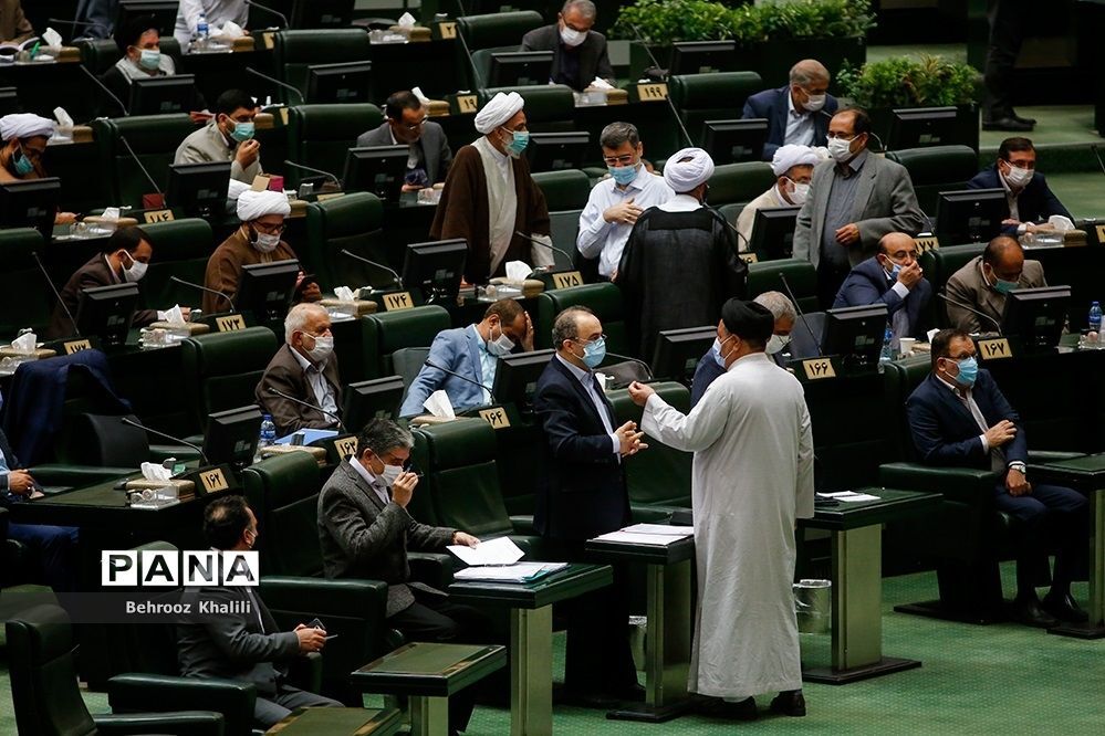 فریاد «مرگ بر اسرائیل» در صحن مجلس طنین‌انداز شد