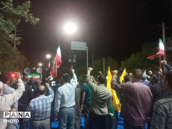 کامیاران در شب صد و سی و پنجم؛ طنین همدلی با نیروهای مسلح را سر داد