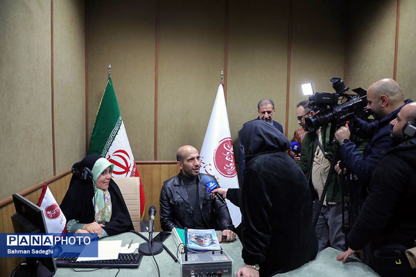 افتتاحیه رادیو مقاومت