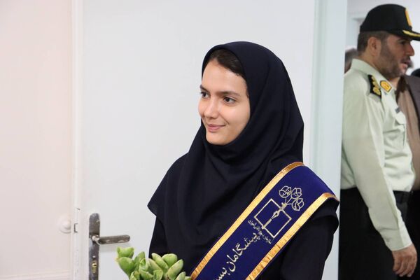 گرامیداشت هفته معلم با تجلیل از فرهنگیان آموزش و پرورش منطقه ۱۴ 