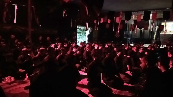 مراسم شب‌دهم محرم در هیئت فرهنگیان  نیشابور