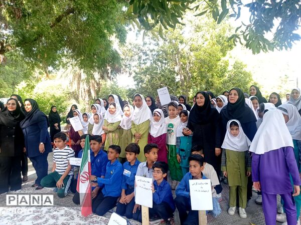 تبلور فرهنگ سلامت در فعالیت صبحگاهی دانش‌آموزان و مربیان مینابی