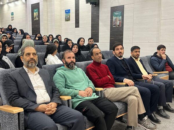 اعزام دانش‌آموزان شهرستان قدس به سرزمین نور
