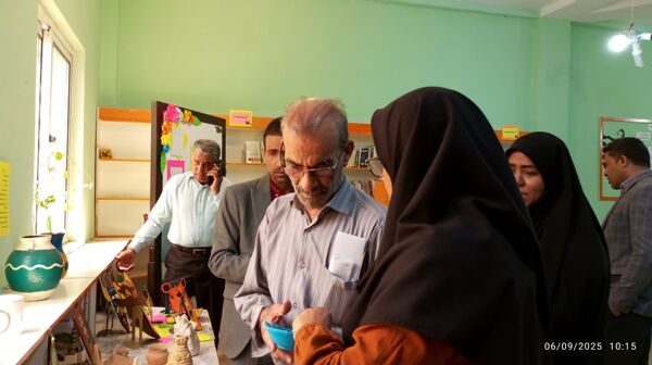 اختتامیه کلاس‌های تابستانی کانون پرورش فکری فین 