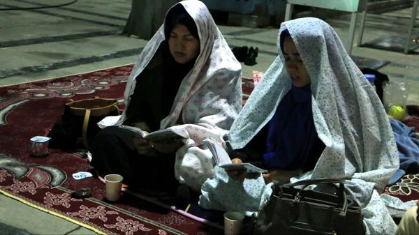 برگزاری مراسم شب قدر در امامزاده بی بی سکینه صفادشت 