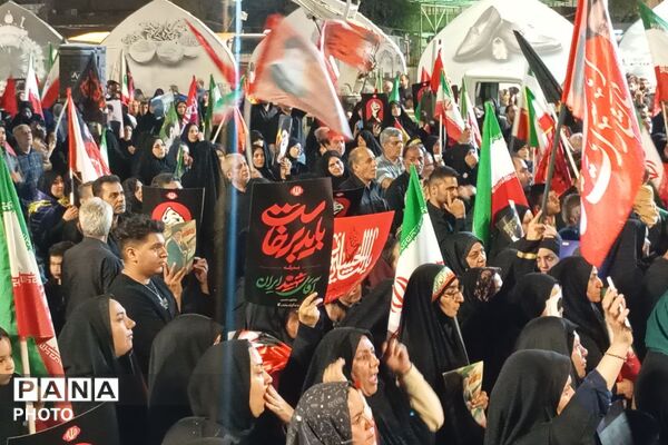 طنین فریادهای خون‌خواهانه در شام غریبان شیراز