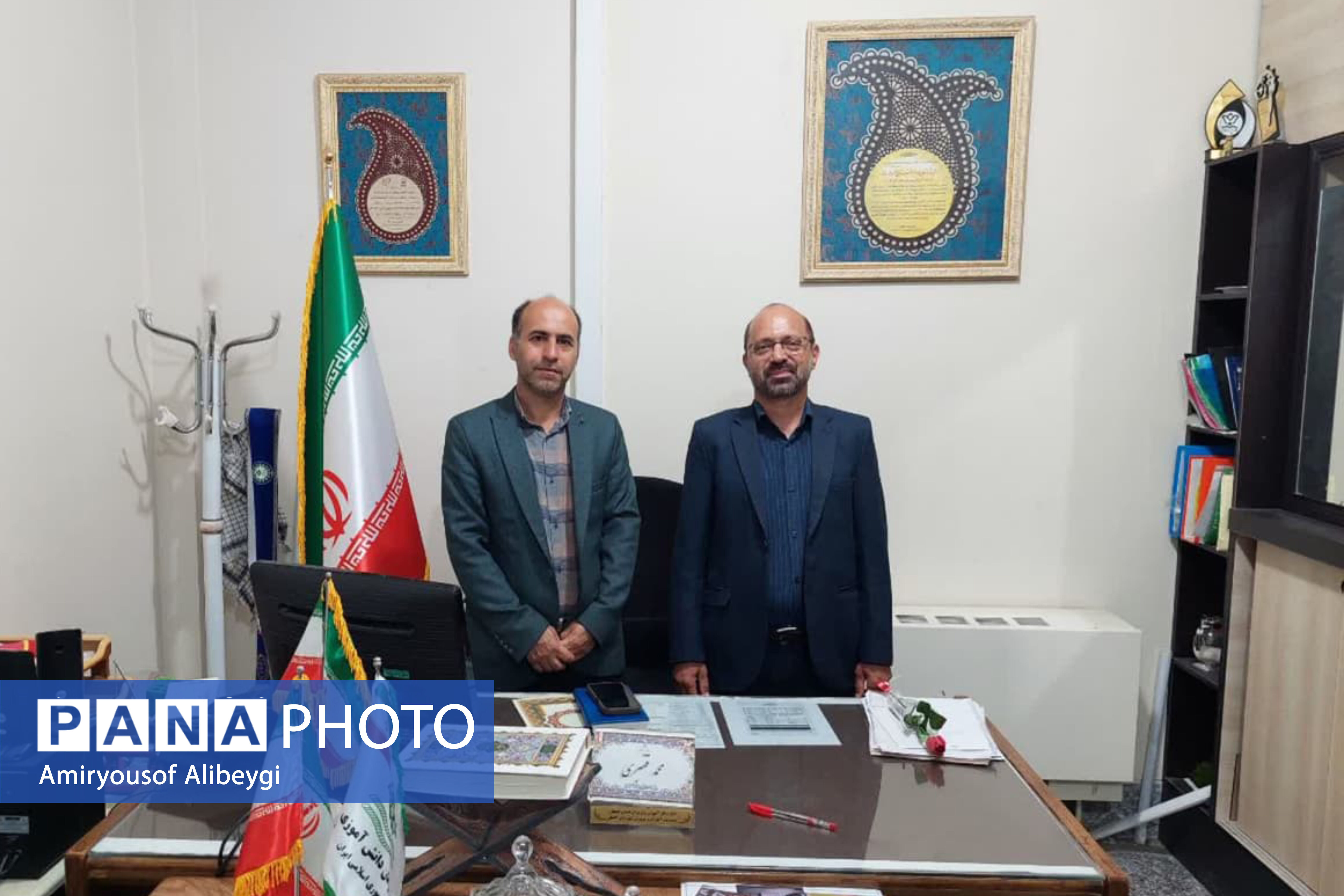 مراسم تکریم و معارفه معاون پرورشی و تربیت‌بدنی آموزش و پرورش کاشان برگزار شد