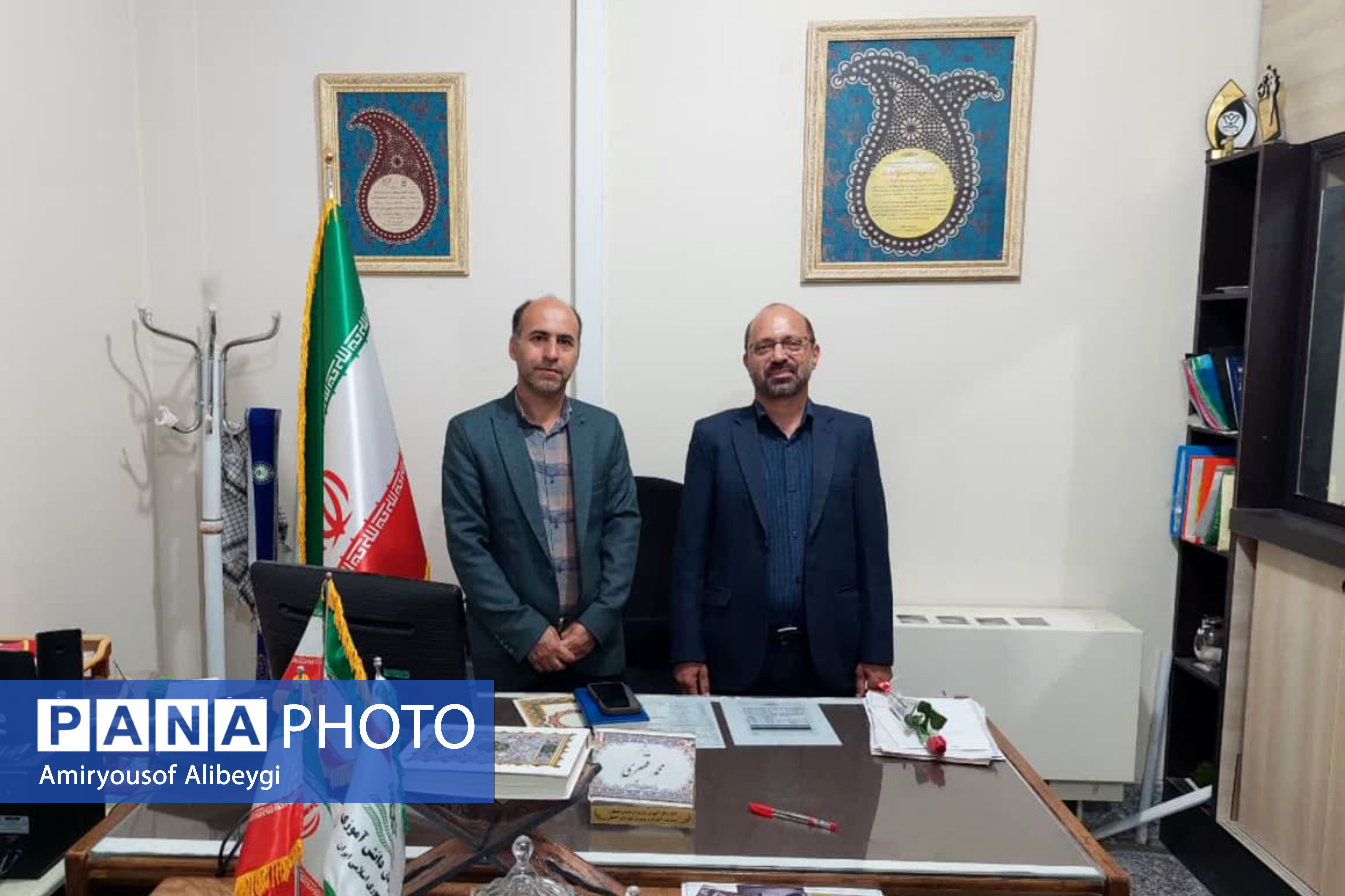 مراسم تکریم و معارفه معاون پرورشی و تربیت‌بدنی آموزش و پرورش کاشان برگزار شد