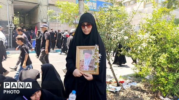 رستاخیز تاریخی لثارات خامنه ای در تهران
