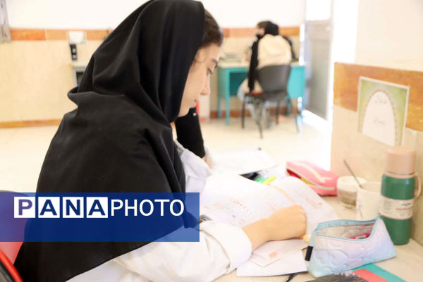 دیدار صمیمانه مدیر آموزش پرورش شهرستان‌های تهران با دانش‌آموزان اردوی مطالعاتی مدارس اسلامشهر