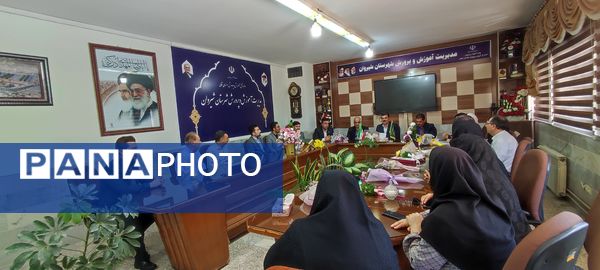 استقبال از دانش آموز شیروانی دارنده مدال برنز جهانی المپیاد علوم زمین